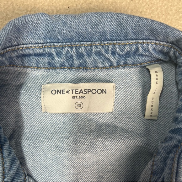 One Teaspoon Shirt womens XS blue denim jean snap front embellished Daria - Picture 5 of 11
